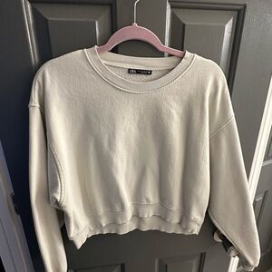Zara Beige cropped Sweatshirt